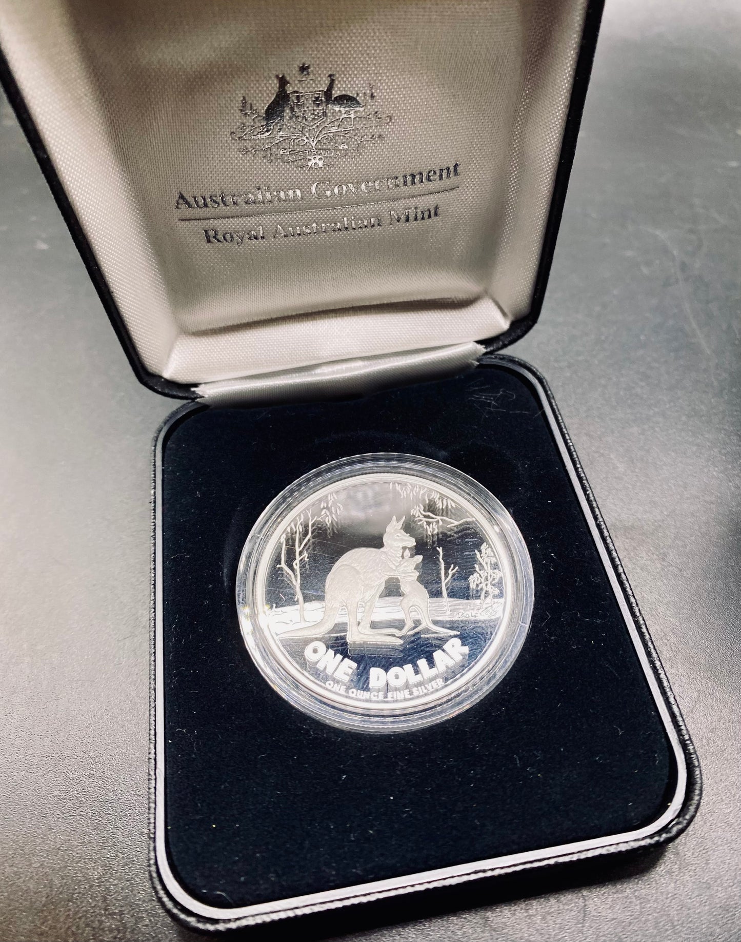 2007 Proof Silver Kangaroo Rolf Harris 1oz 999  Royal Australian Mint 1624 of 20000